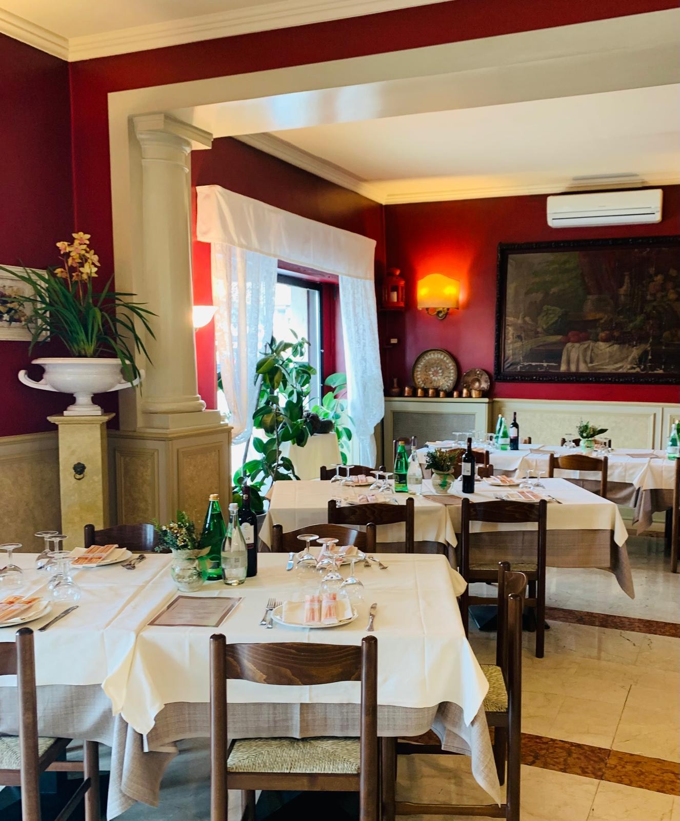 Sala interna della Trattoria Griss