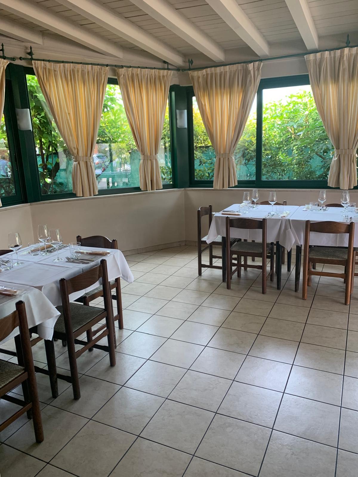 Sala veranda affacciata sul giardino