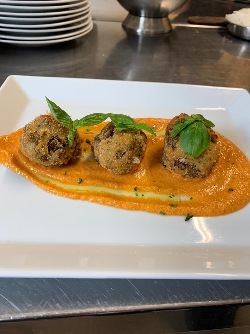 Polpette su crema di pomodoro